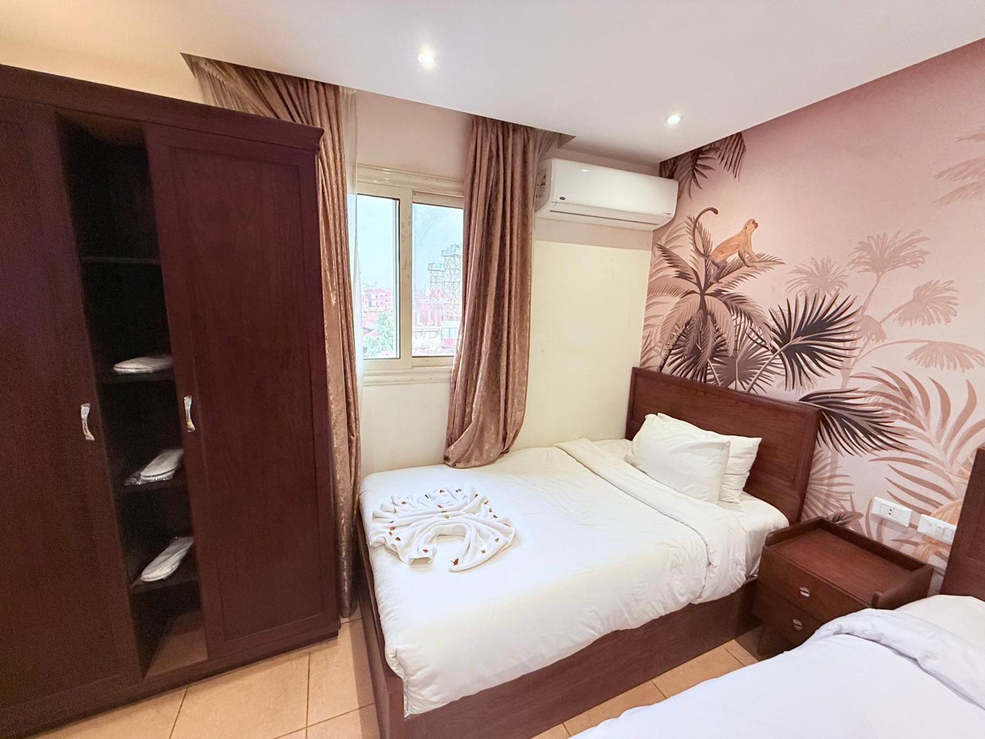 King Khafren View Inn Kafret el-Gabal Esterno foto