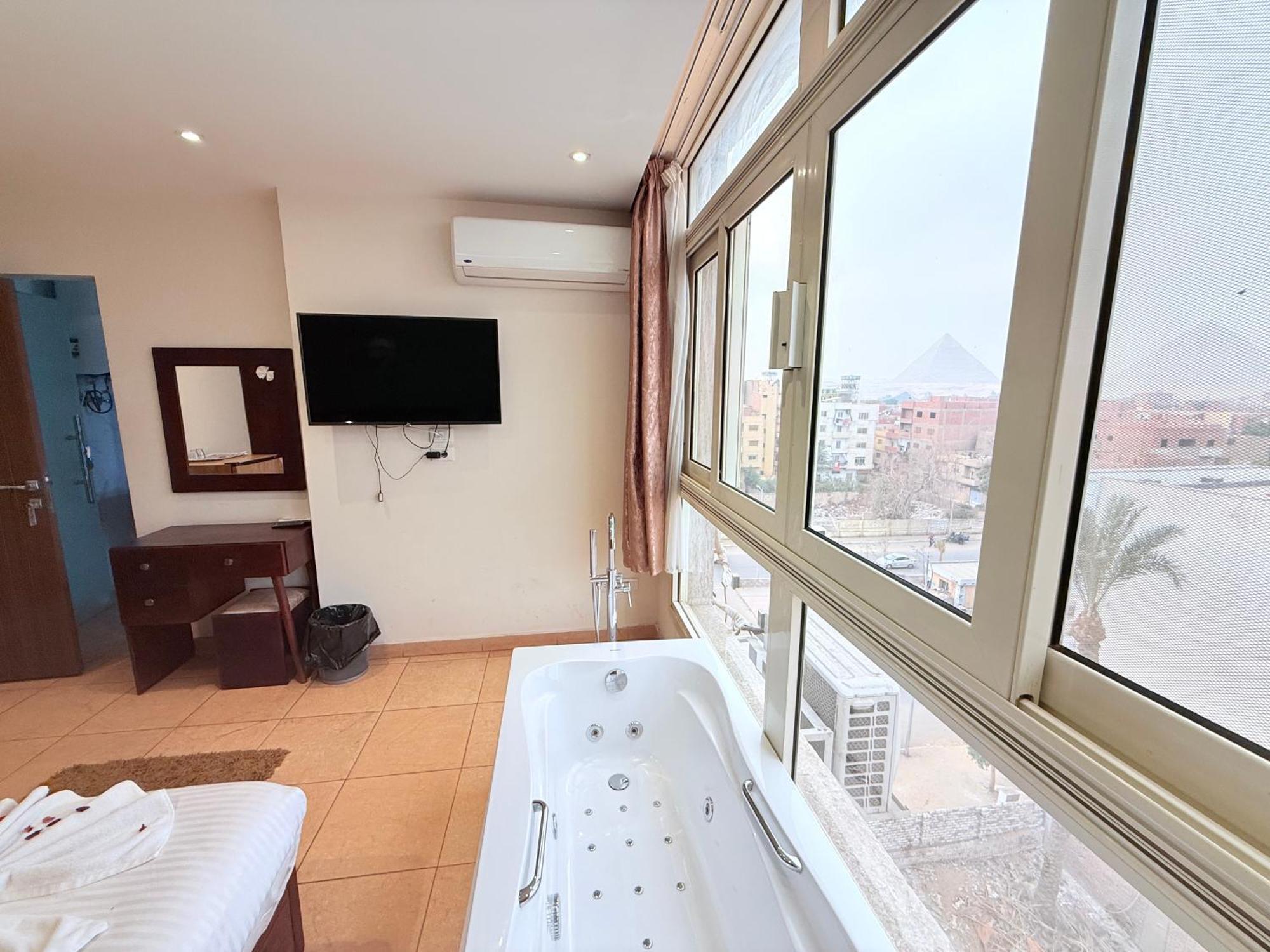 King Khafren View Inn Kafret el-Gabal Esterno foto